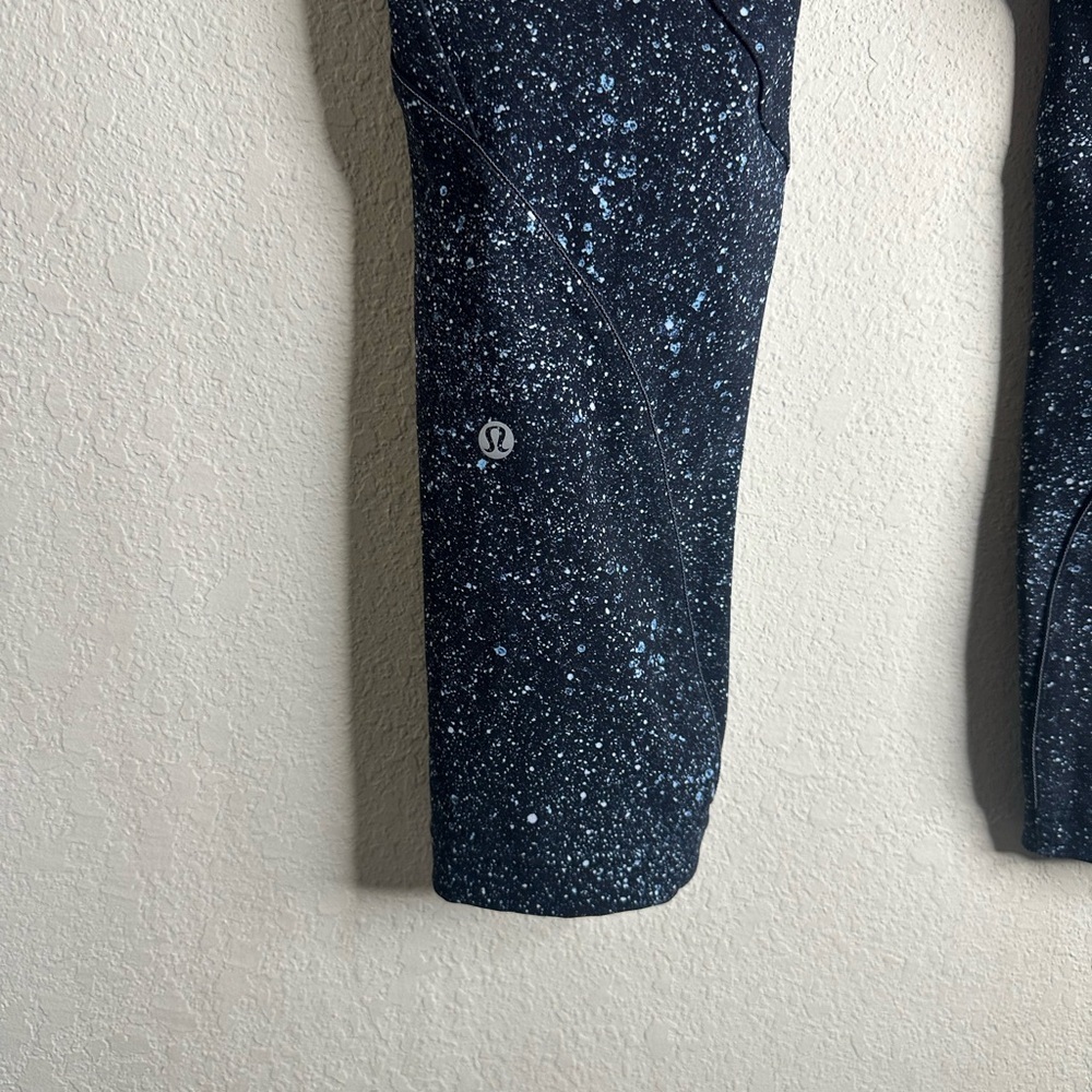 Lululemon Lead the Pack 23” Crop Leggings - Picture 5 of 6